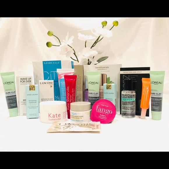 Assorted Other - 🌺19-Piece Assorted Travel Sz Skin Care Beauty Box